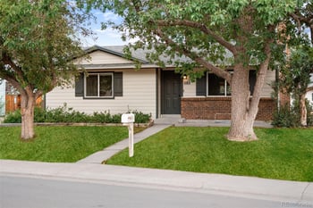 1102 Nucla St, Aurora, CO 80011