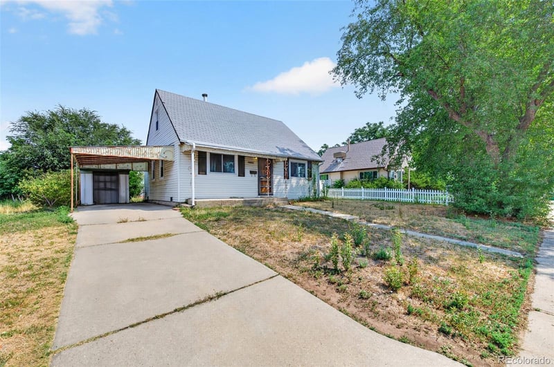 10831 Lowry Pl, Aurora, CO 80010
