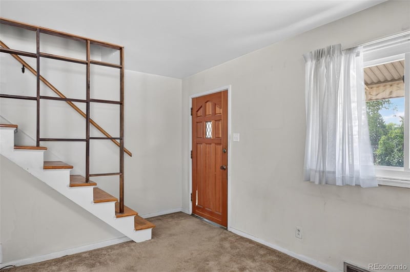 10831 Lowry Pl, Aurora, CO 80010