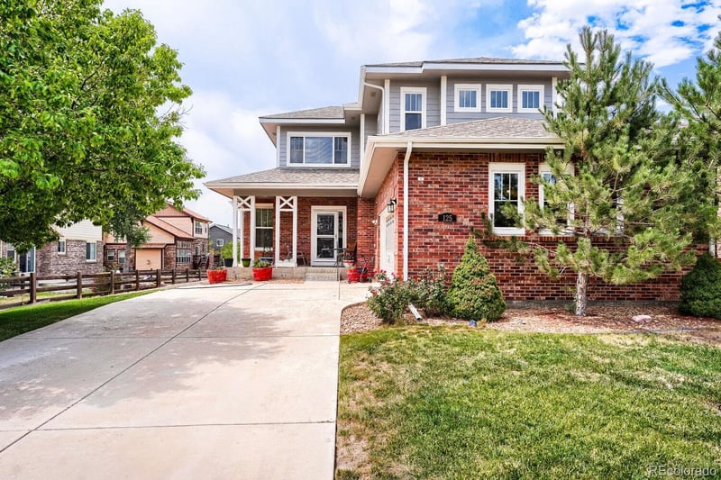 125 N Duquesne St, Aurora, CO 80018