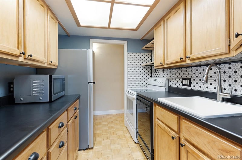10165 25th Ave #103, Lakewood, CO 80215