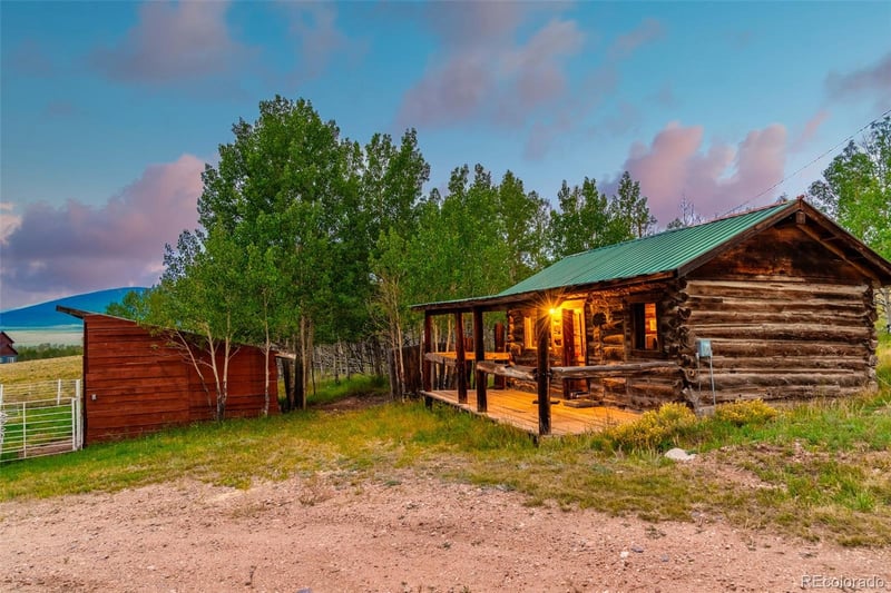 395 Georgia Dr, Jefferson, CO 80456