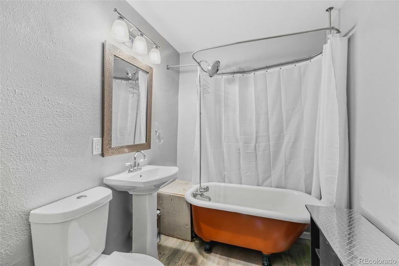 395 Georgia Dr, Jefferson, CO 80456