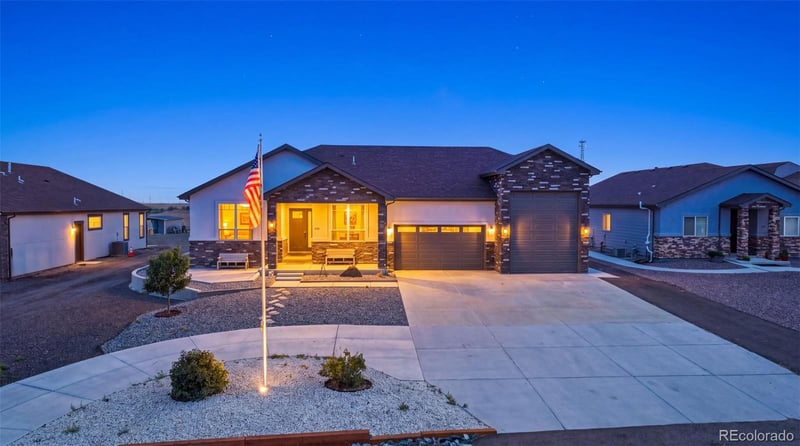 331 N Cedar St, Keenesburg, CO 80643