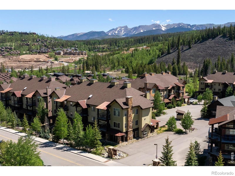 801 Trailhead Cir #823, Winter Park, CO 80482