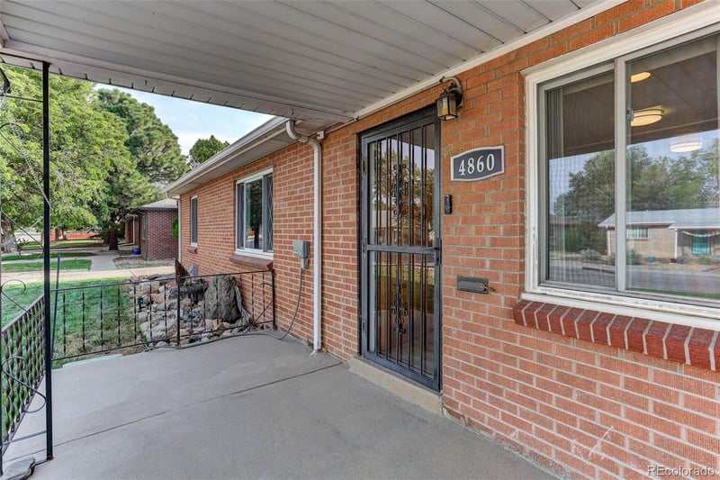 4860 Harlan St, Denver, CO 80212