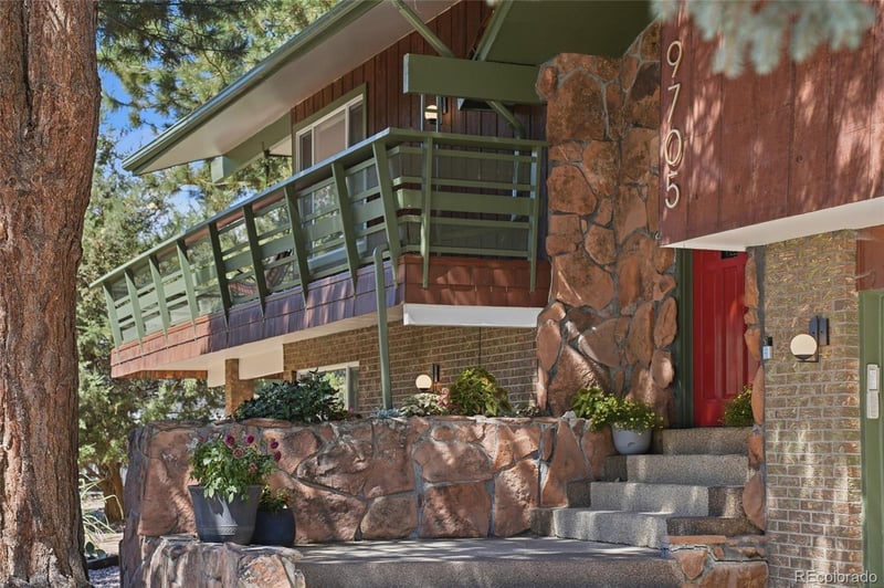 9705 W 73rd Pl, Arvada, CO 80005