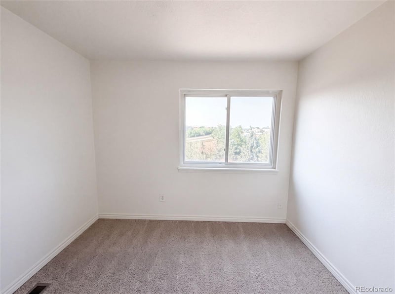 8273 Plymouth Pl, Littleton, CO 80128