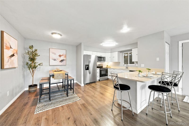 12093 W Cross Dr #204, Littleton, CO 80127