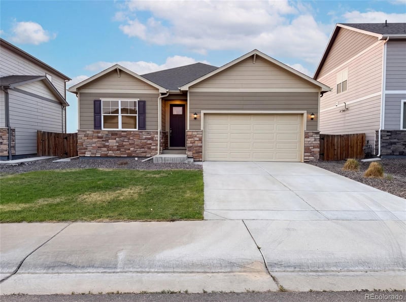 2341 Mountain Sky Dr, Fort Lupton, CO 80621