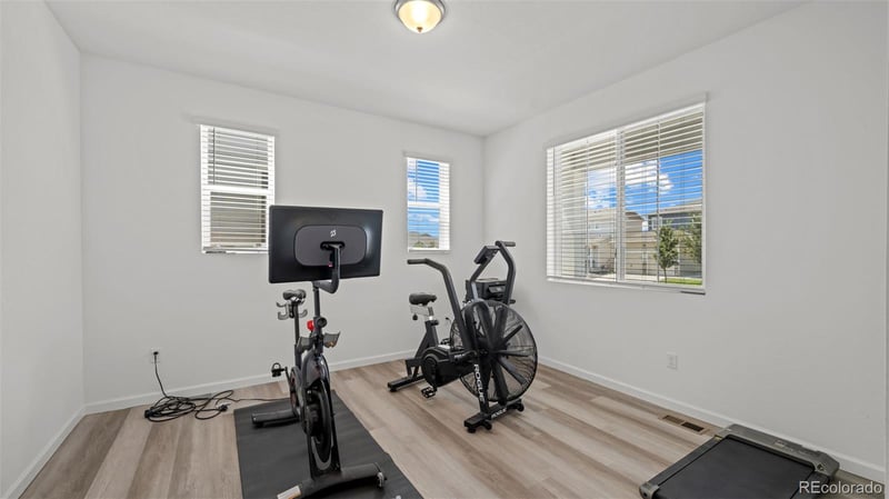 880 Sunflower Dr, Brighton, CO 80601