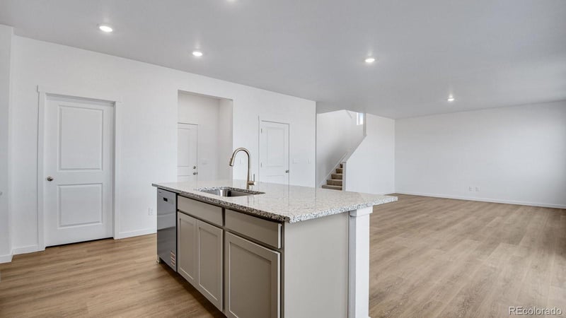 43033 Castle Stuart St, Elizabeth, CO 80107