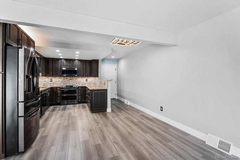 10345 Peakview Ave #A, Englewood, CO 80111