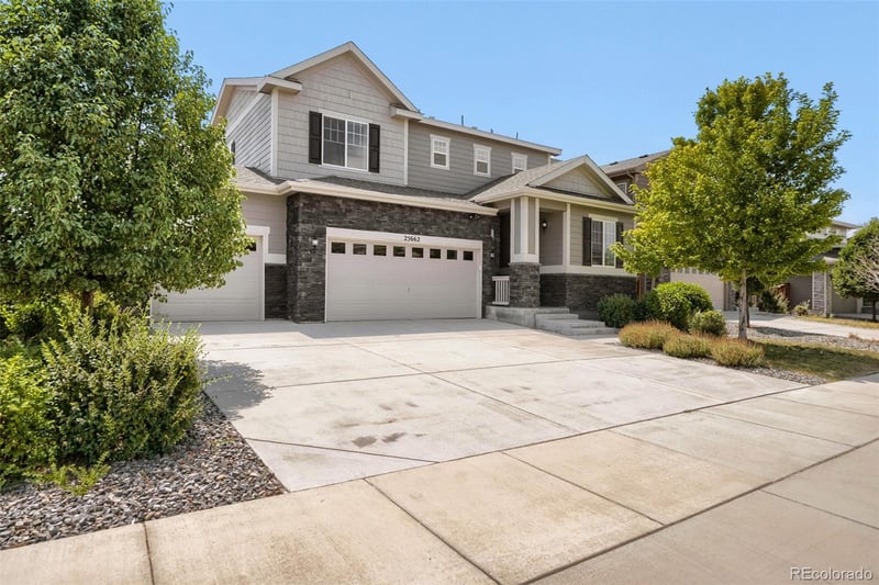 25662 E Bayaud Pl, Aurora, CO 80018