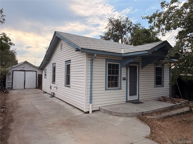 2827 Cherokee St, Englewood, CO 80110