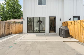 2702 S Bannock St, Englewood, CO 80110