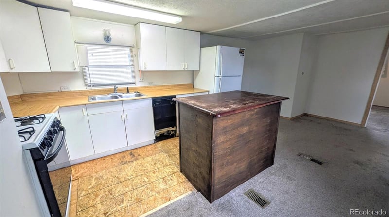 215 Cheyenne St Lot 44, Golden, CO 80403