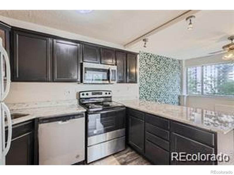 909 Logan St #A, Denver, CO 80203