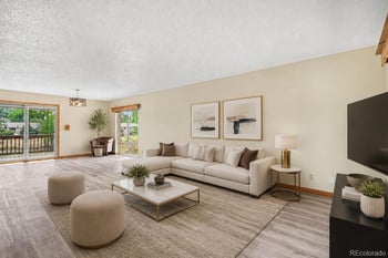 4292 W Pondview Dr, Littleton, CO 80123