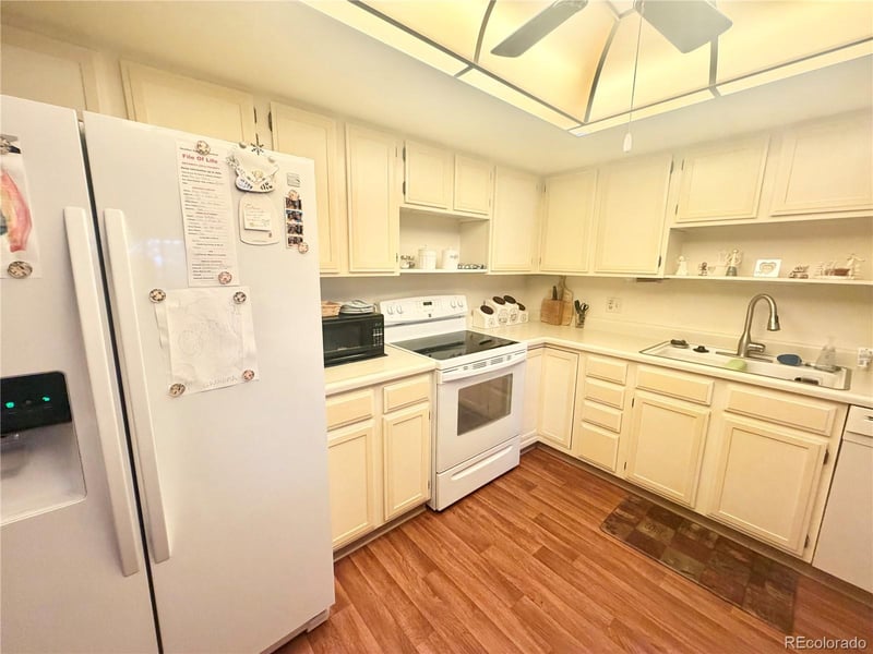 13890 E Marina Dr #305, Aurora, CO 80014
