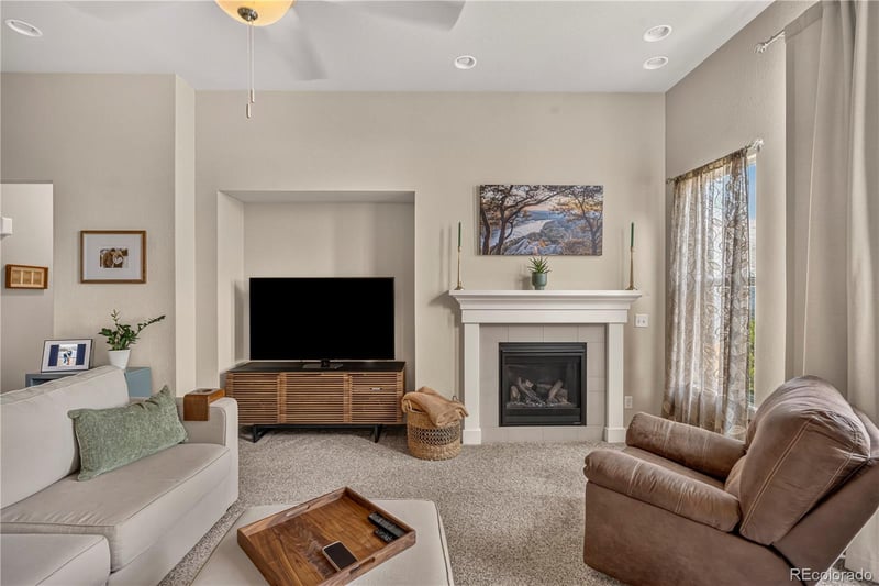 103 Bluebell Ct, Wiggins, CO 80654
