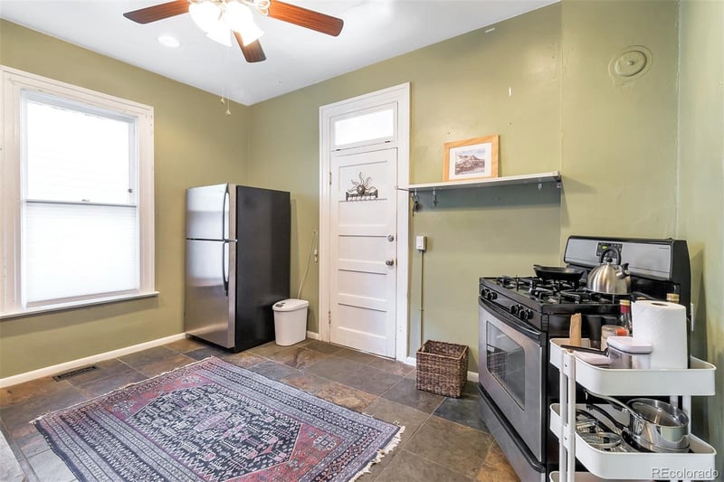637 Sherman St, Denver, CO 80209
