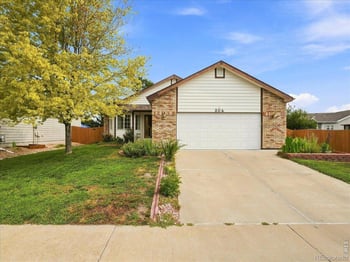 304 Tuckaway Ct, Windsor, CO 80550