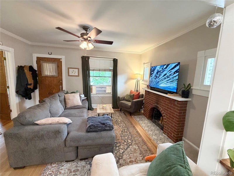 1059 Jackson St, Denver, CO 80206