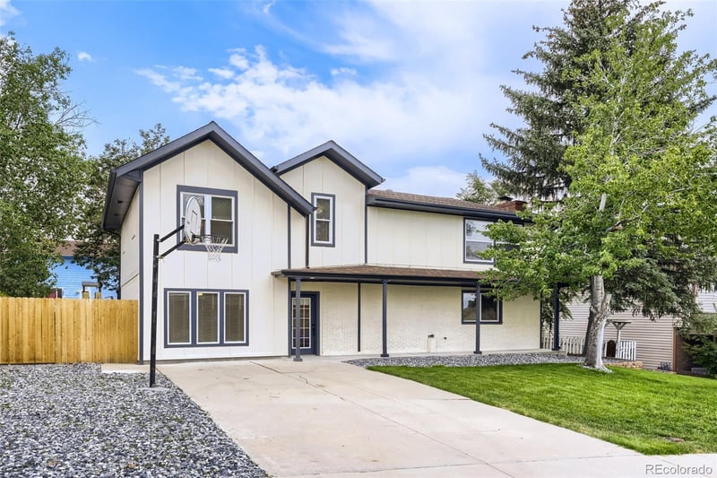 8956 Wagner Ln, Westminster, CO 80031