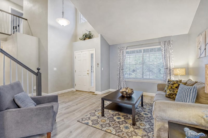 360 Kingbird Cir, Highlands Ranch, CO 80129