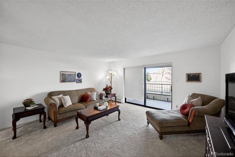 2868 S Heather Gardens Way #103, Aurora, CO 80014