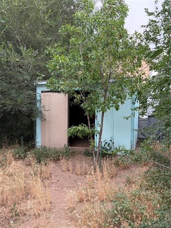 15 Zurich St, Golden, CO 80401