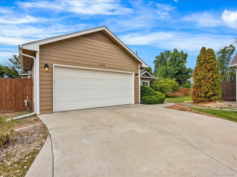 2563 Trails End Ct, Grand Junction, CO 81505