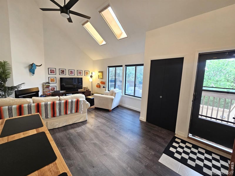 603 Park St #304, Sterling, CO 80751