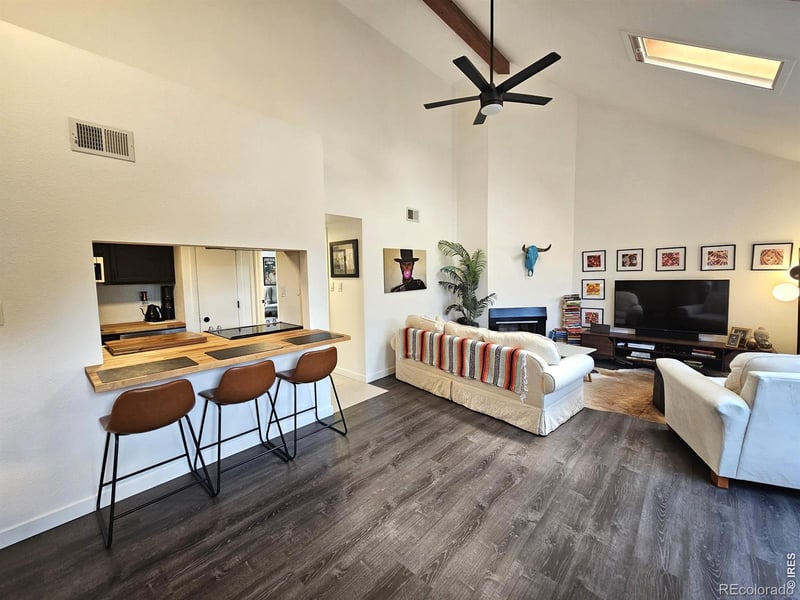 603 Park St #304, Sterling, CO 80751