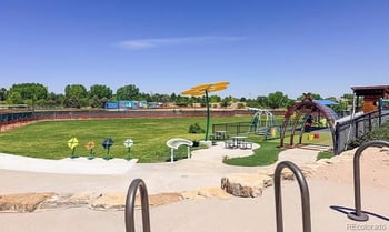 1664 Ironton St, Aurora, CO 80010