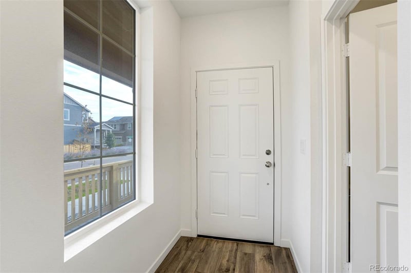 9048 Bondcliff Ln, Parker, CO 80134