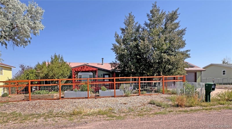 41 Granada Ct, Silver Cliff, CO 81252