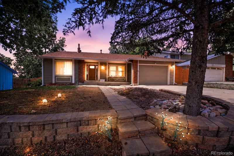 647 Red Cliff Rd, Colorado Springs, CO 80906