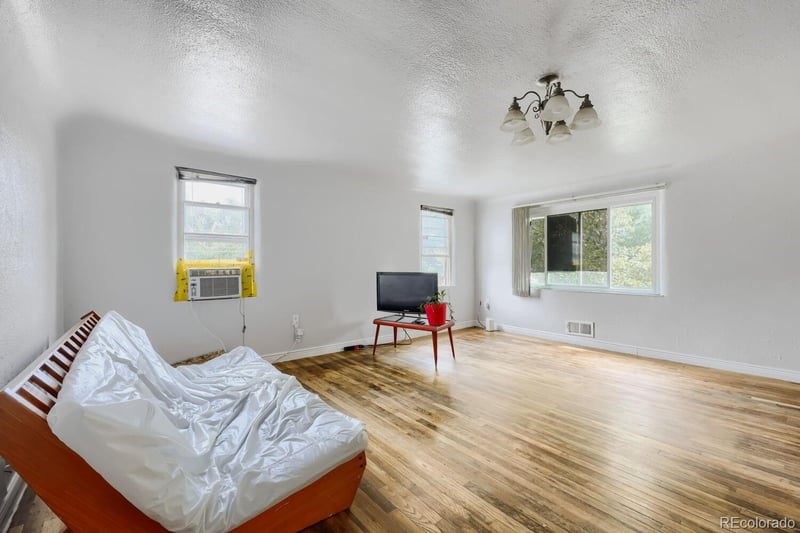 24 Swope Ave, Colorado Springs, CO 80909