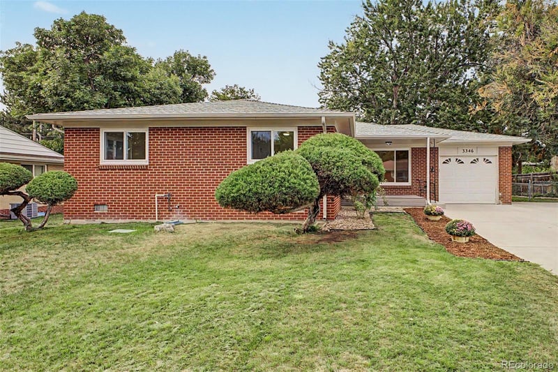 3346 W Layton Ave, Englewood, CO 80110