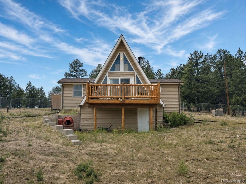 15 Dogie Trl, Florissant, CO 80816