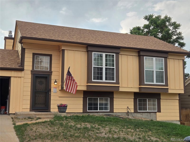 20940 Ida Ave, Aurora, CO 80015