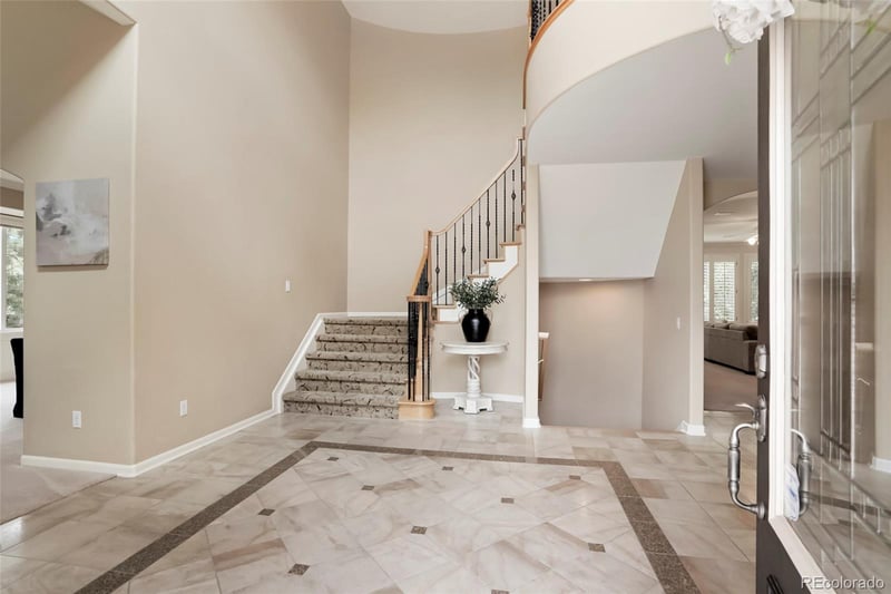 10329 Charissglen Cir, Littleton, CO 80126