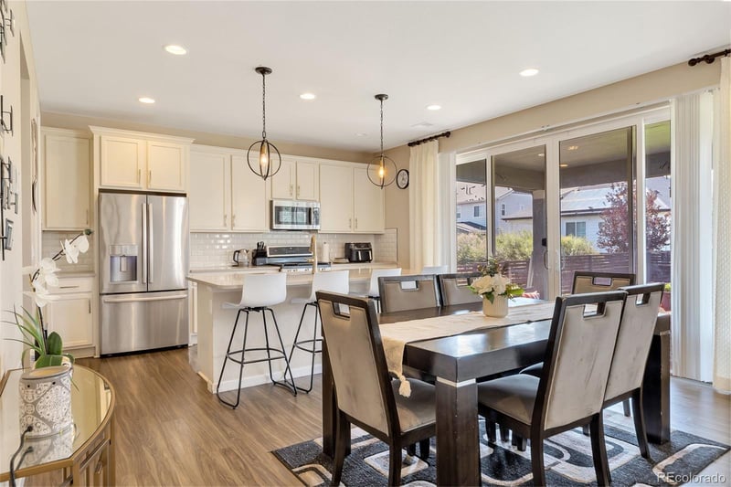 277 Scottsburg Ct, Aurora, CO 80018