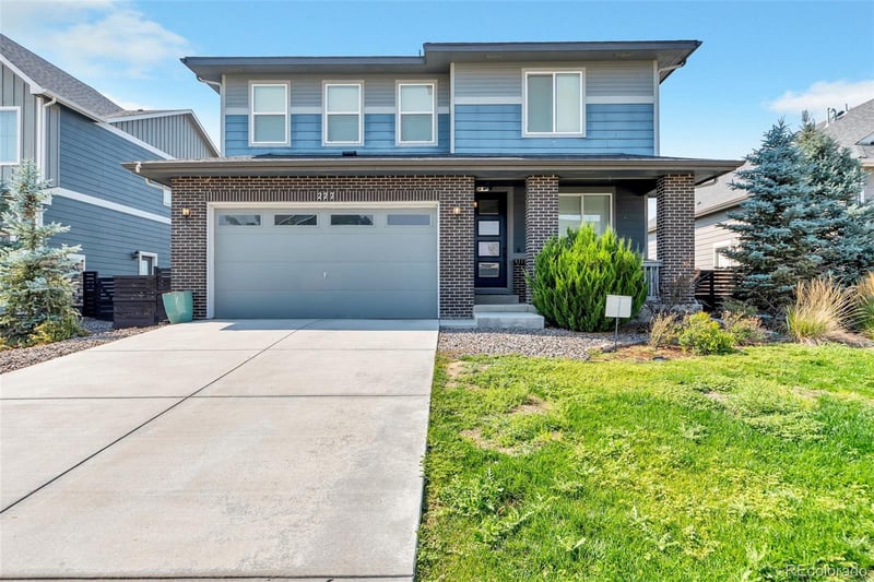 277 Scottsburg Ct, Aurora, CO 80018