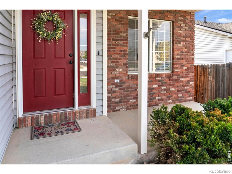 325 Hawthorne Ave, Johnstown, CO 80534