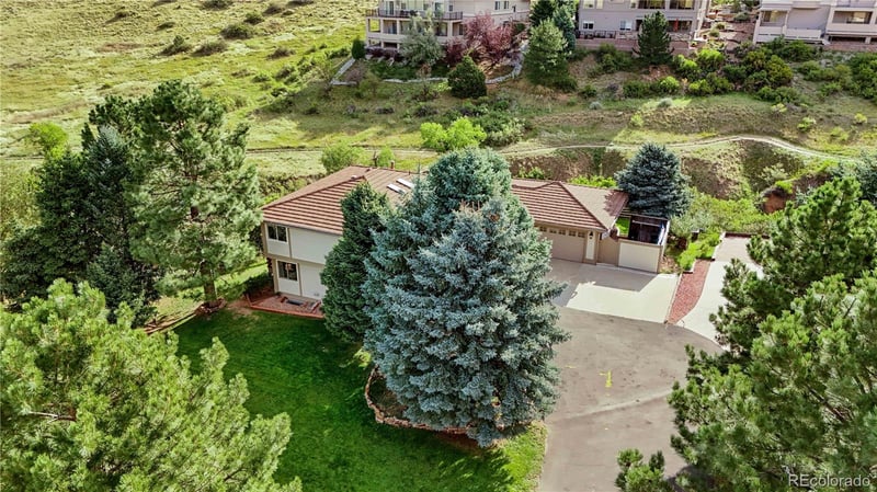 7084 Fox Paw Trl, Littleton, CO 80125