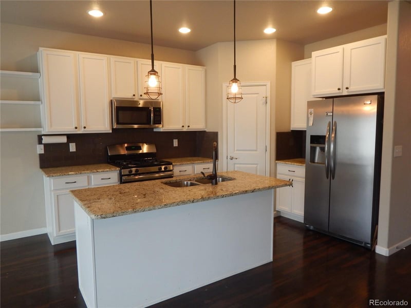 1165 Sunrise Cir, Milliken, CO 80543