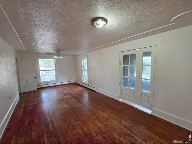 708 4th St, Sterling, CO 80751